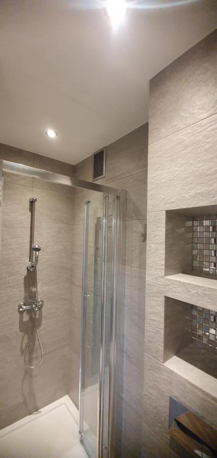 Modern Apartament